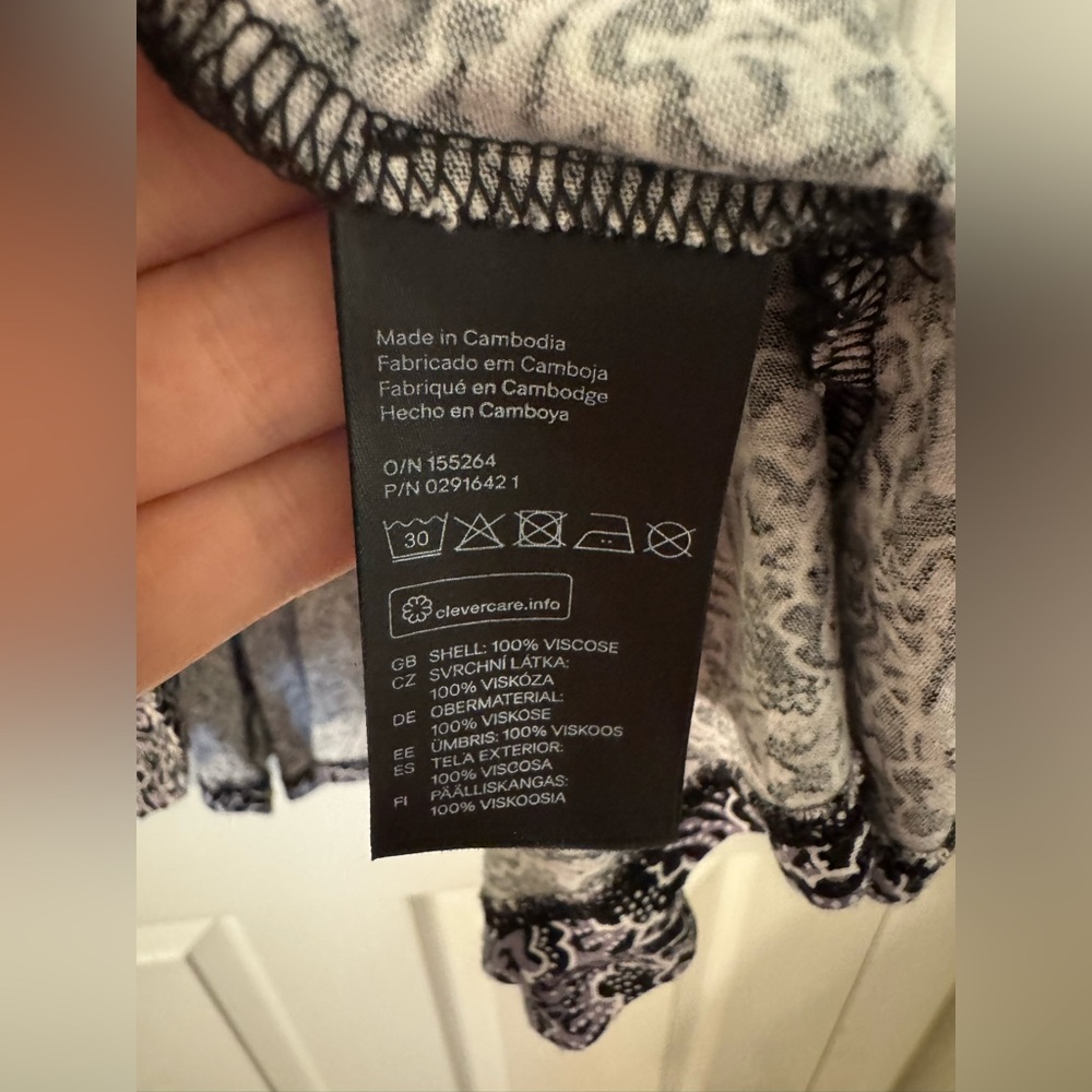 H&M Abstract Pattern Dress, Small - Picture 5 of 8